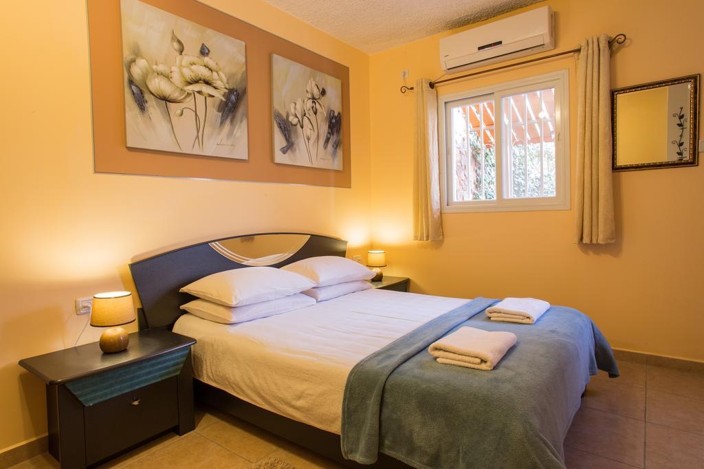 Dead Sea Sun Guest House Arad Cameră foto